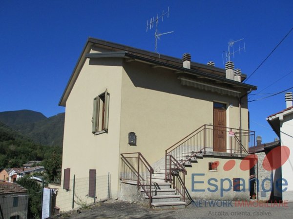 casa indipendente in vendita ad Alto Reno Terme