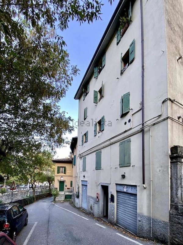 appartamento in vendita ad Alto Reno Terme in zona Porretta Terme