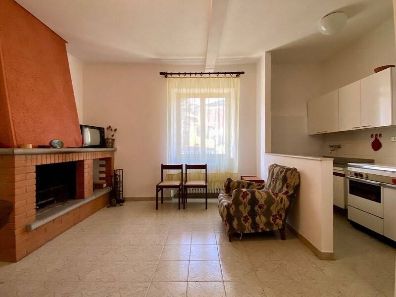 appartamento in vendita ad Alto Reno Terme in zona Ponte della Venturina