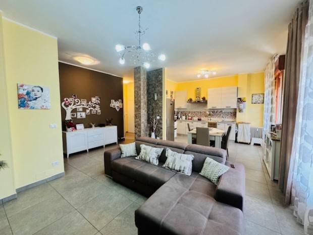 appartamento in vendita ad Alto Reno Terme in zona Porretta Terme