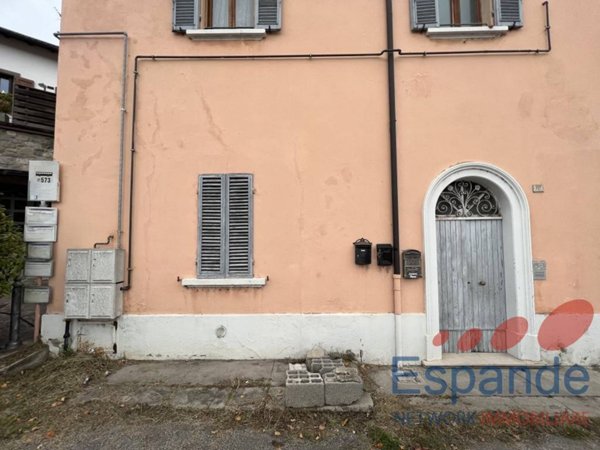 appartamento in vendita ad Alto Reno Terme in zona Porretta Terme