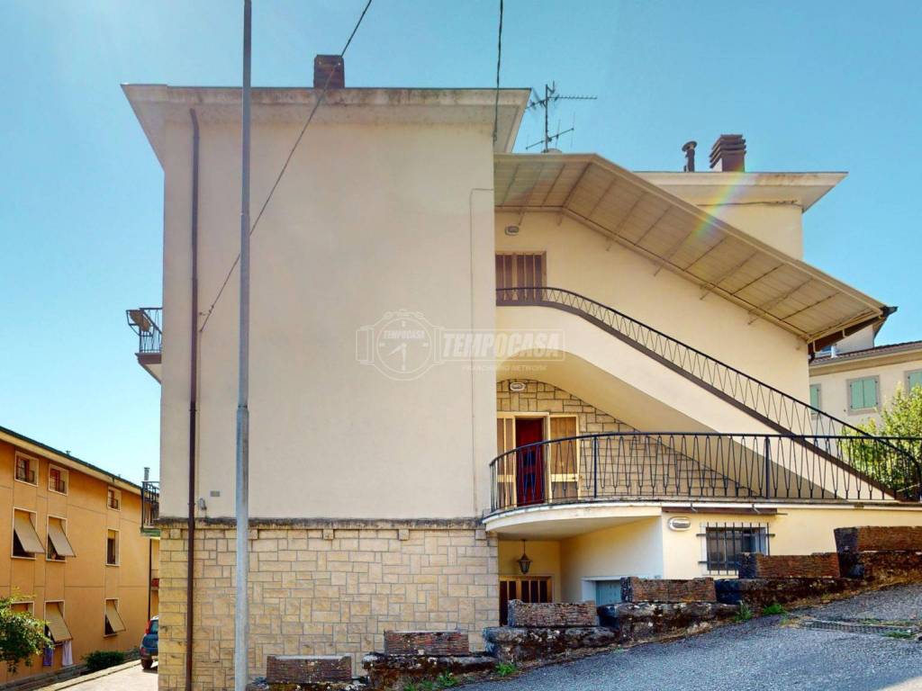 appartamento in vendita ad Alto Reno Terme in zona Porretta Terme
