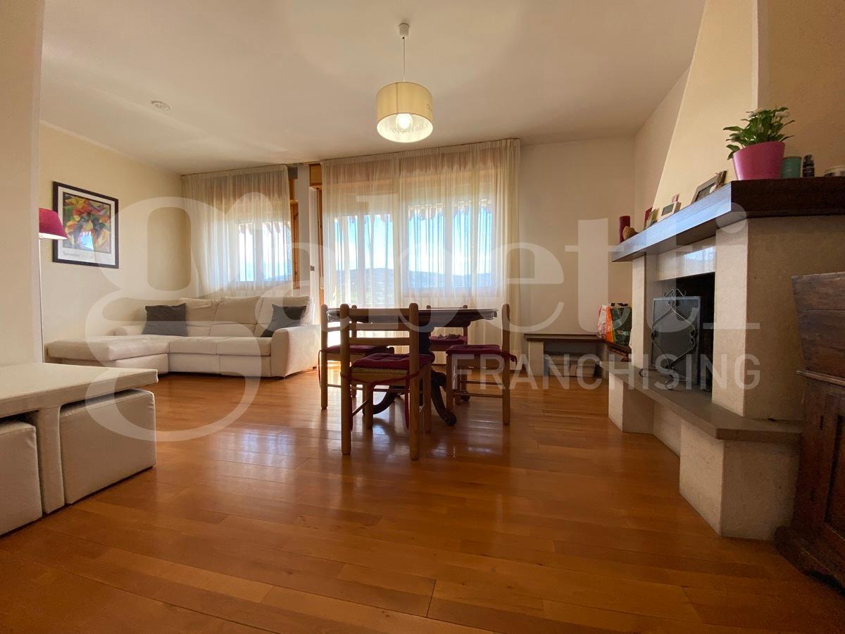 appartamento in vendita ad Alto Reno Terme in zona Porretta Terme