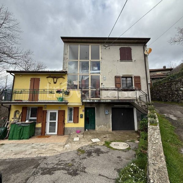 appartamento in vendita ad Alto Reno Terme