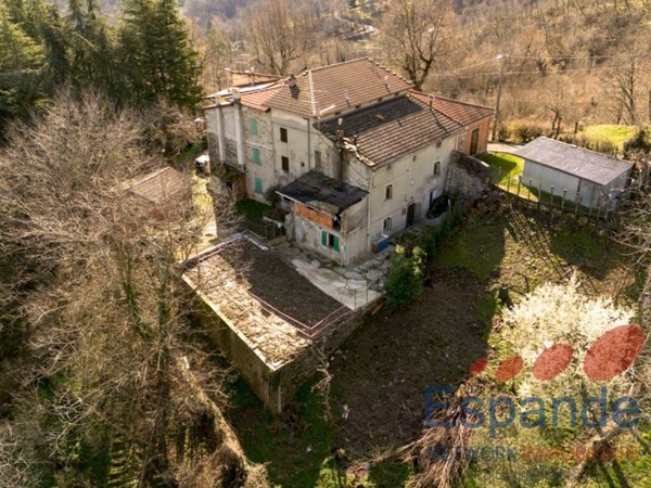 quadrivano in vendita ad Alto Reno Terme in zona Porretta Terme