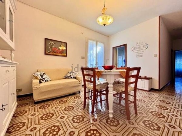 appartamento in vendita ad Alto Reno Terme in zona Castelluccio