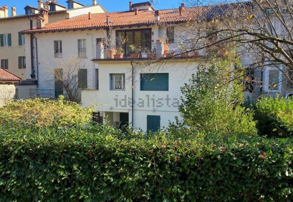 appartamento in vendita ad Alto Reno Terme in zona Porretta Terme