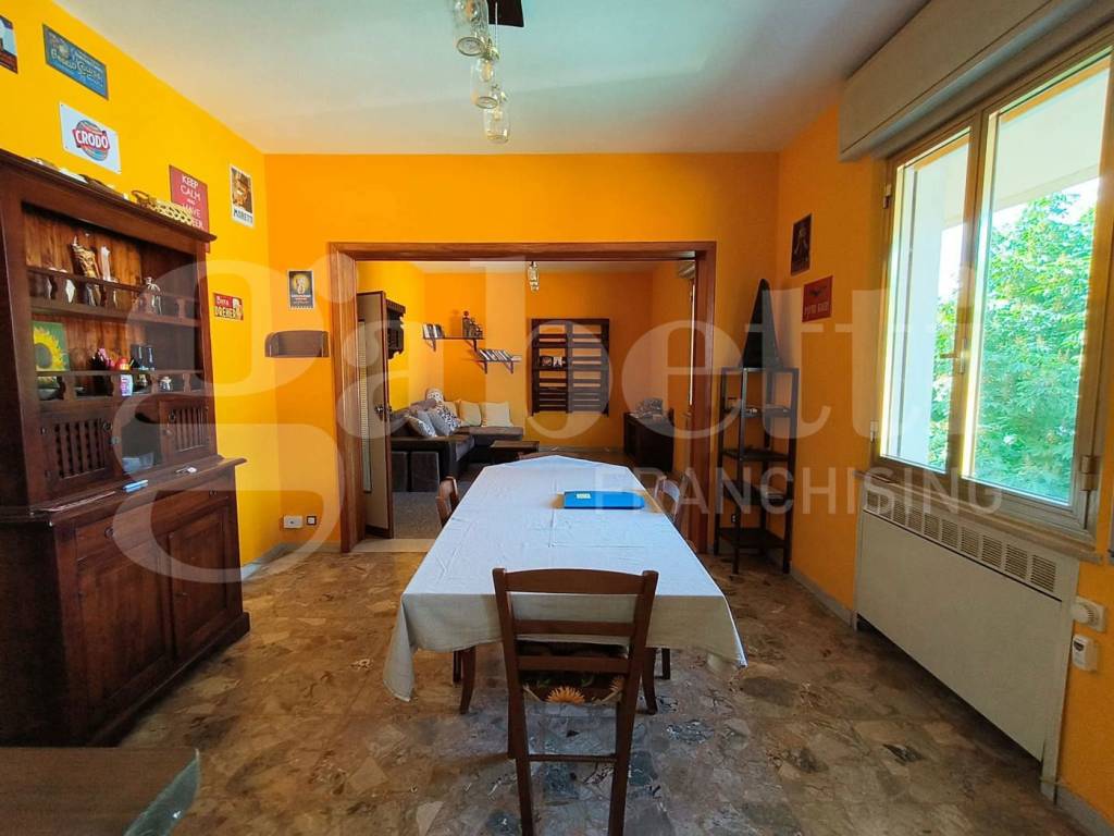 appartamento in vendita ad Alto Reno Terme in zona Porretta Terme