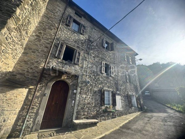 appartamento in vendita ad Alto Reno Terme in zona Borgo Capanne