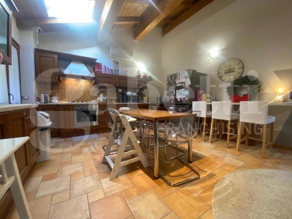 appartamento in vendita ad Alto Reno Terme in zona Molino del Pallone