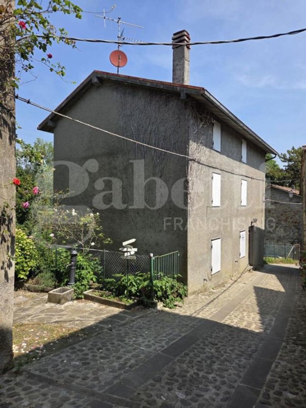 casa indipendente in vendita ad Alto Reno Terme