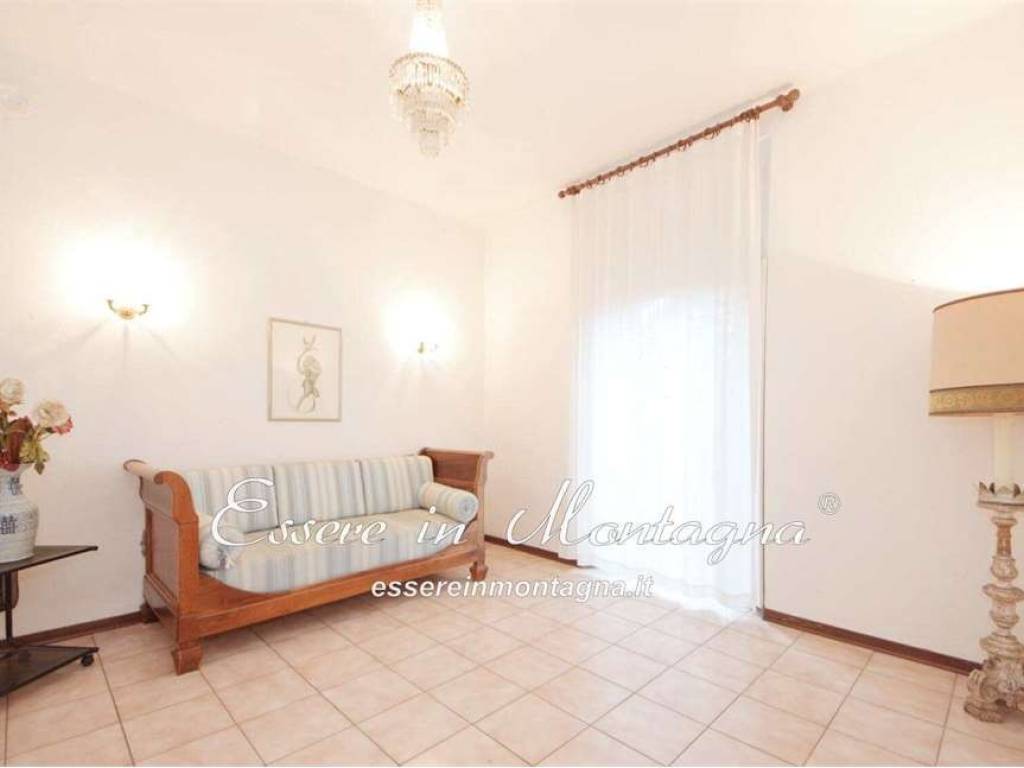 appartamento in vendita ad Alto Reno Terme in zona Porretta Terme