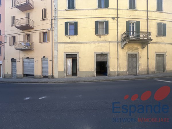 ufficio in vendita ad Alto Reno Terme