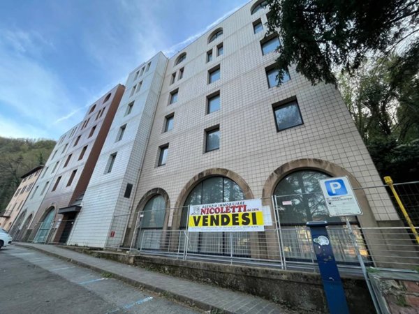 ufficio in vendita ad Alto Reno Terme in zona Porretta Terme