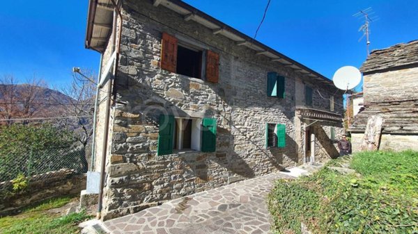 casa indipendente in vendita ad Alto Reno Terme
