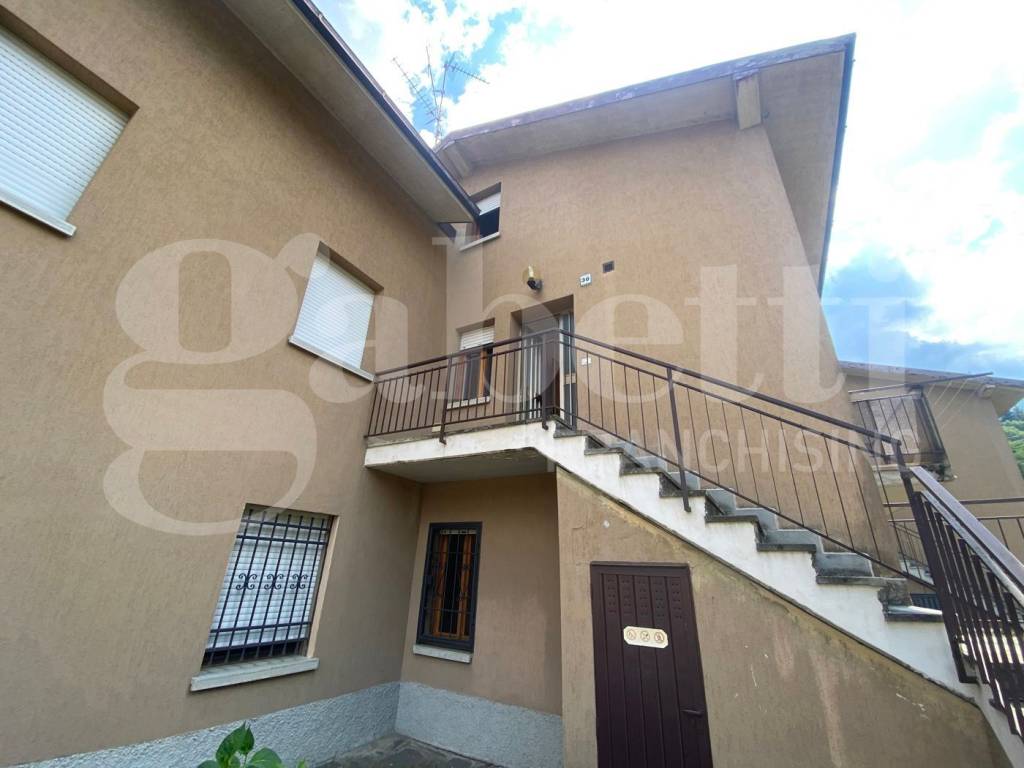 appartamento in vendita ad Alto Reno Terme in zona Porretta Terme