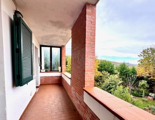 appartamento in vendita ad Alto Reno Terme in zona Porretta Terme