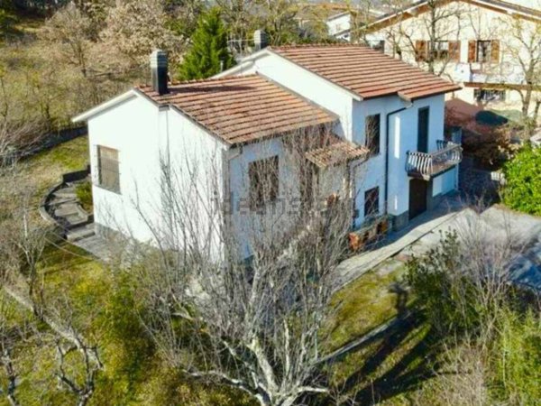 casa indipendente in vendita ad Alto Reno Terme in zona Porretta Terme