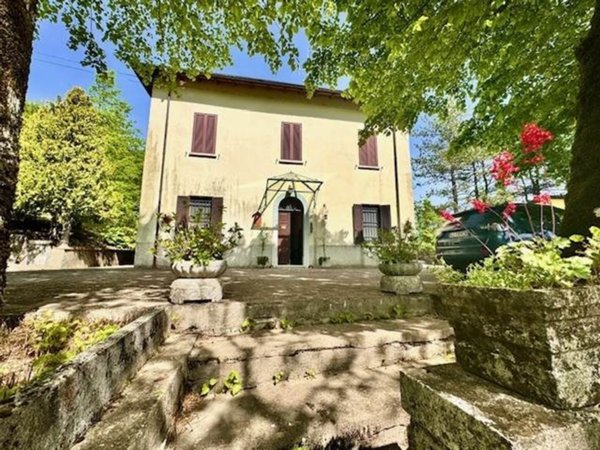 casa indipendente in vendita ad Alto Reno Terme in zona Porretta Terme