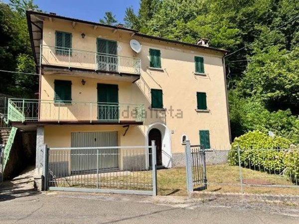 appartamento in vendita ad Alto Reno Terme in zona Porretta Terme
