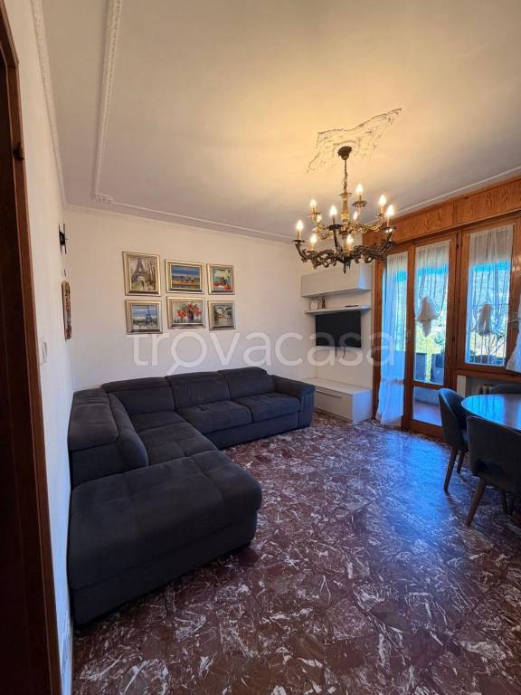 appartamento in vendita ad Alto Reno Terme in zona Porretta Terme