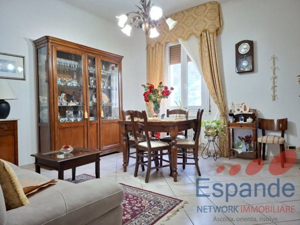 appartamento in vendita ad Alto Reno Terme in zona Porretta Terme