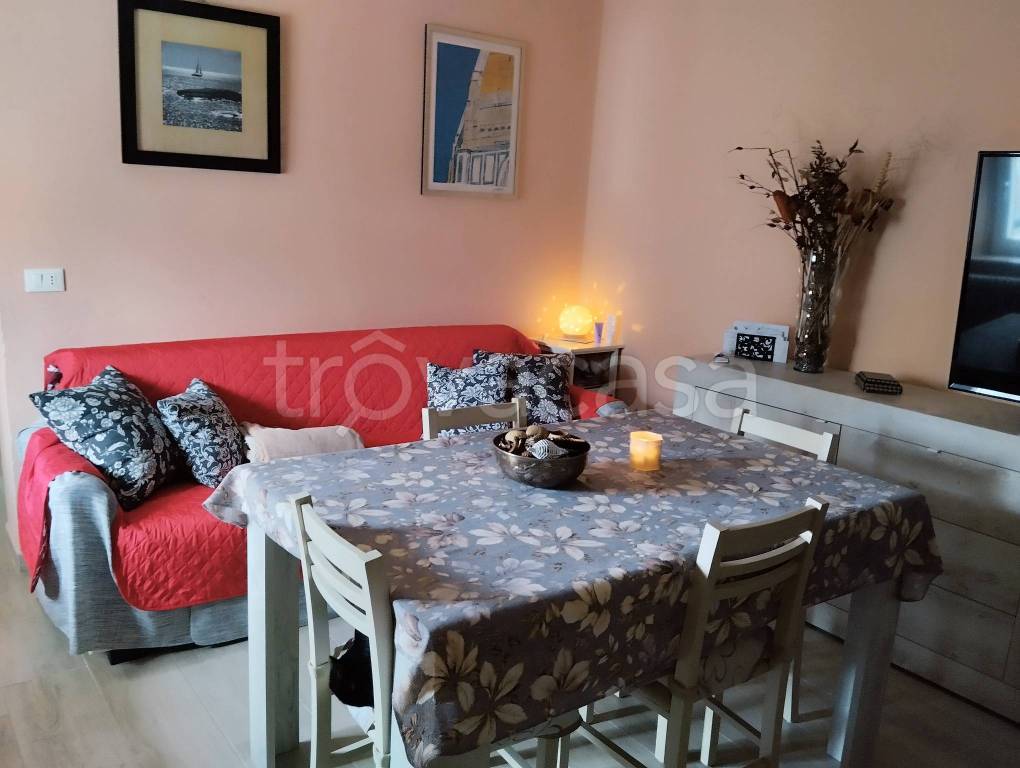 casa indipendente in vendita ad Alto Reno Terme in zona Porretta Terme