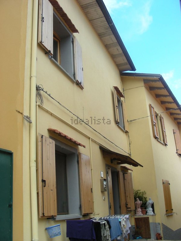 casa indipendente in vendita ad Alto Reno Terme