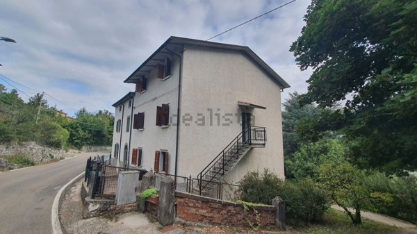 appartamento in vendita ad Alto Reno Terme