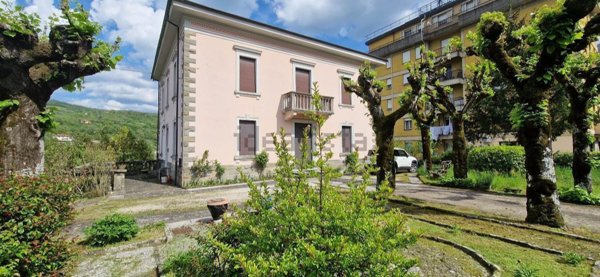 casa indipendente in vendita ad Alto Reno Terme in zona Ponte della Venturina