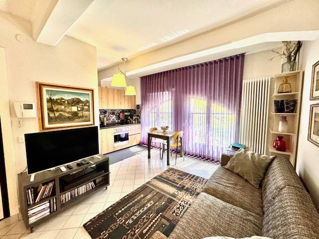 appartamento in vendita ad Alto Reno Terme in zona Porretta Terme