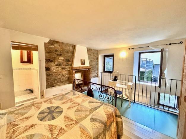 appartamento in vendita ad Alto Reno Terme in zona Porretta Terme