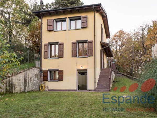 casa indipendente in vendita ad Alto Reno Terme