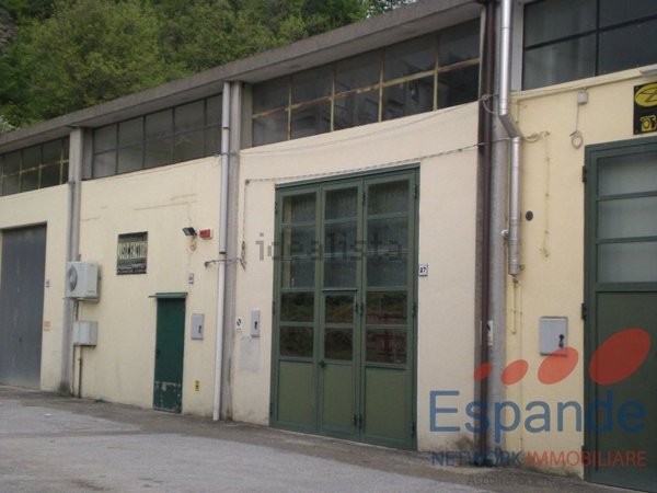 casa indipendente in vendita ad Alto Reno Terme in zona Ponte della Venturina
