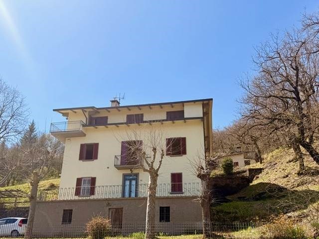 appartamento in vendita ad Alto Reno Terme in zona Ponte della Venturina