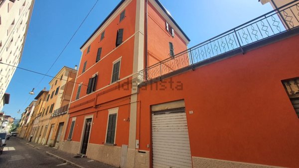 appartamento in vendita ad Alto Reno Terme in zona Porretta Terme