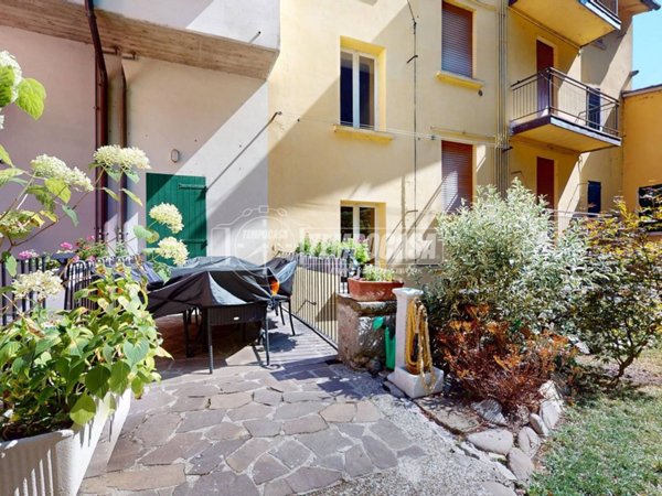 appartamento in vendita ad Alto Reno Terme in zona Porretta Terme