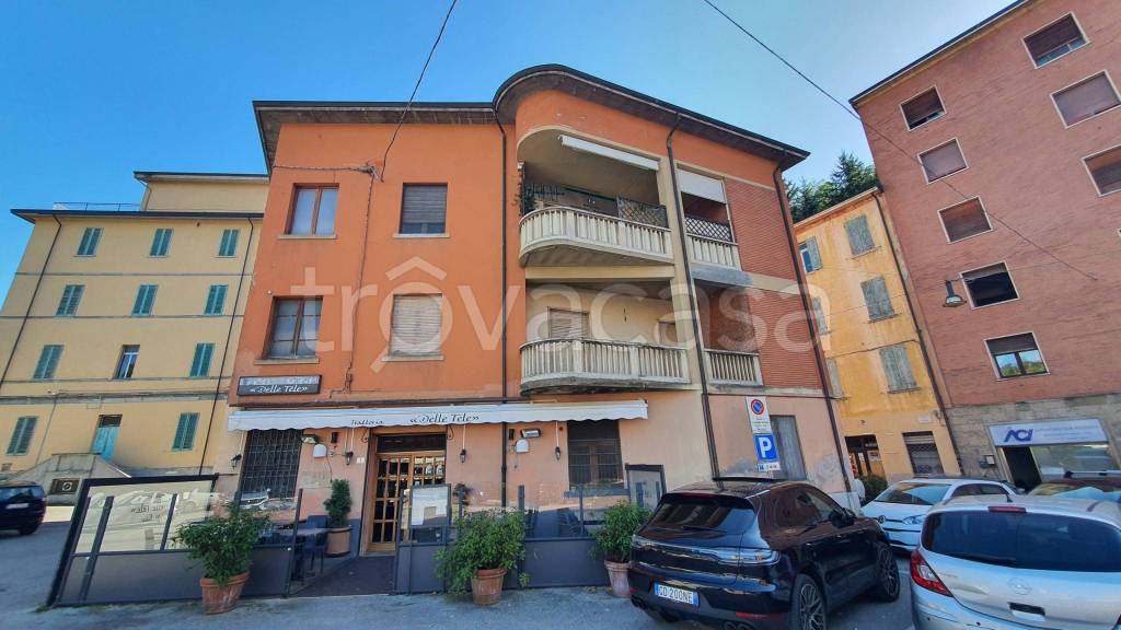 appartamento in vendita ad Alto Reno Terme in zona Porretta Terme