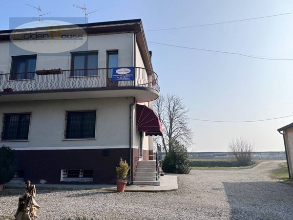 casa indipendente in vendita ad Argenta in zona San Nicolò