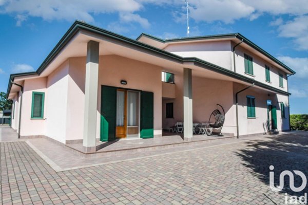 casa indipendente in vendita ad Argenta in zona Boccaleone