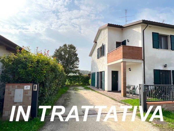 casa indipendente in vendita ad Argenta in zona San Biagio