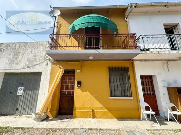 casa semindipendente in vendita ad Argenta