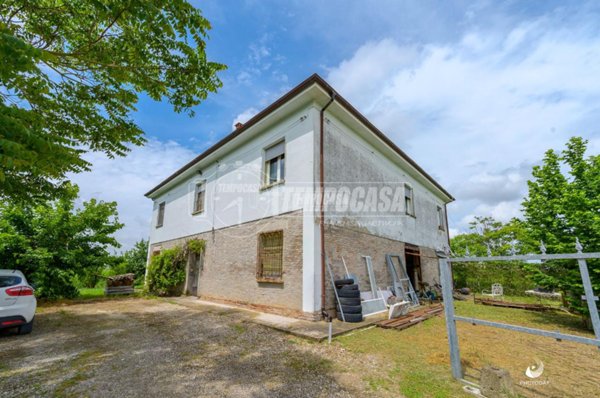 casa indipendente in vendita ad Argenta in zona Santa Maria Codifiume