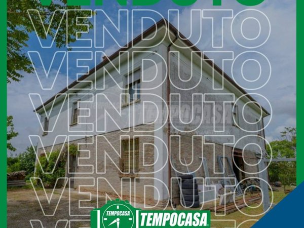 casa indipendente in vendita ad Argenta in zona Santa Maria Codifiume