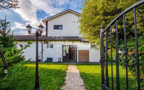 casa indipendente in vendita ad Argenta in zona Consandolo