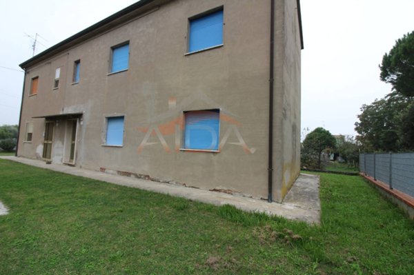 casa indipendente in vendita ad Argenta in zona Filo