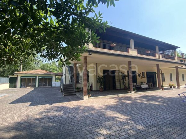 casa indipendente in vendita ad Argenta in zona San Biagio