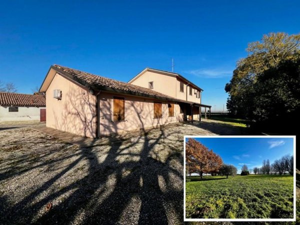 casa indipendente in vendita ad Argenta in zona Longastrino