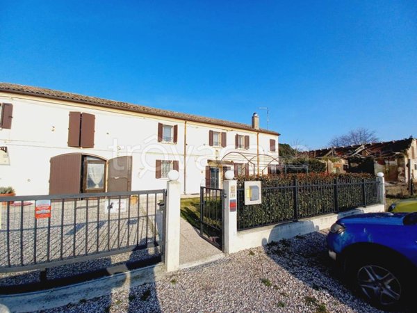 casa indipendente in vendita ad Argenta in zona Consandolo