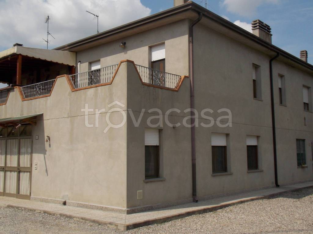 casa indipendente in vendita ad Argenta in zona Consandolo
